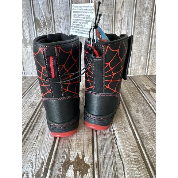 Marvel Spiderman Light-up Insulated Mid-Calf slip-on Winter Boots Boys size‎ 6 - Picture 2 of 6